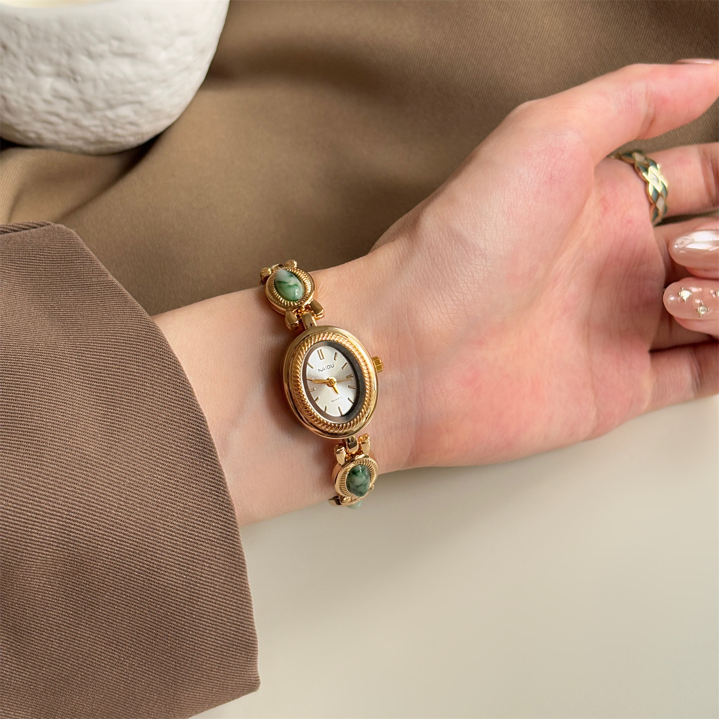 New Vintage Women's Watch with - Vintage Fashion Watches ulasan dan harga
