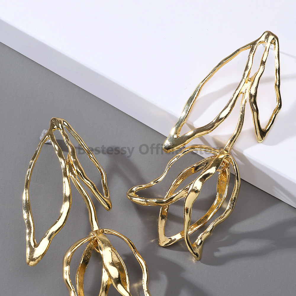 2025 New Oversized Metal Tulip - Vintage Fashion Trends 2025 ulasan dan harga